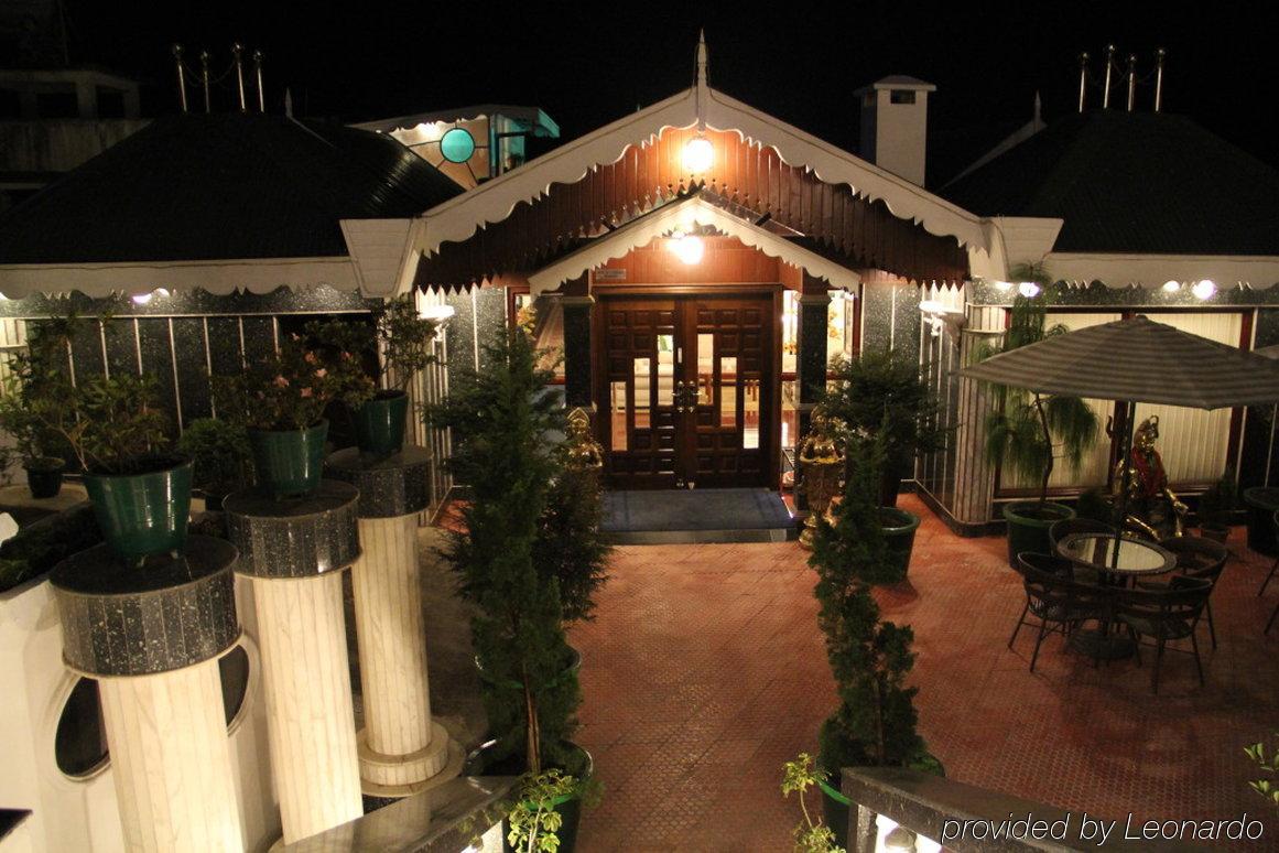 R.J.Resorts Дарджилинг Екстериор снимка