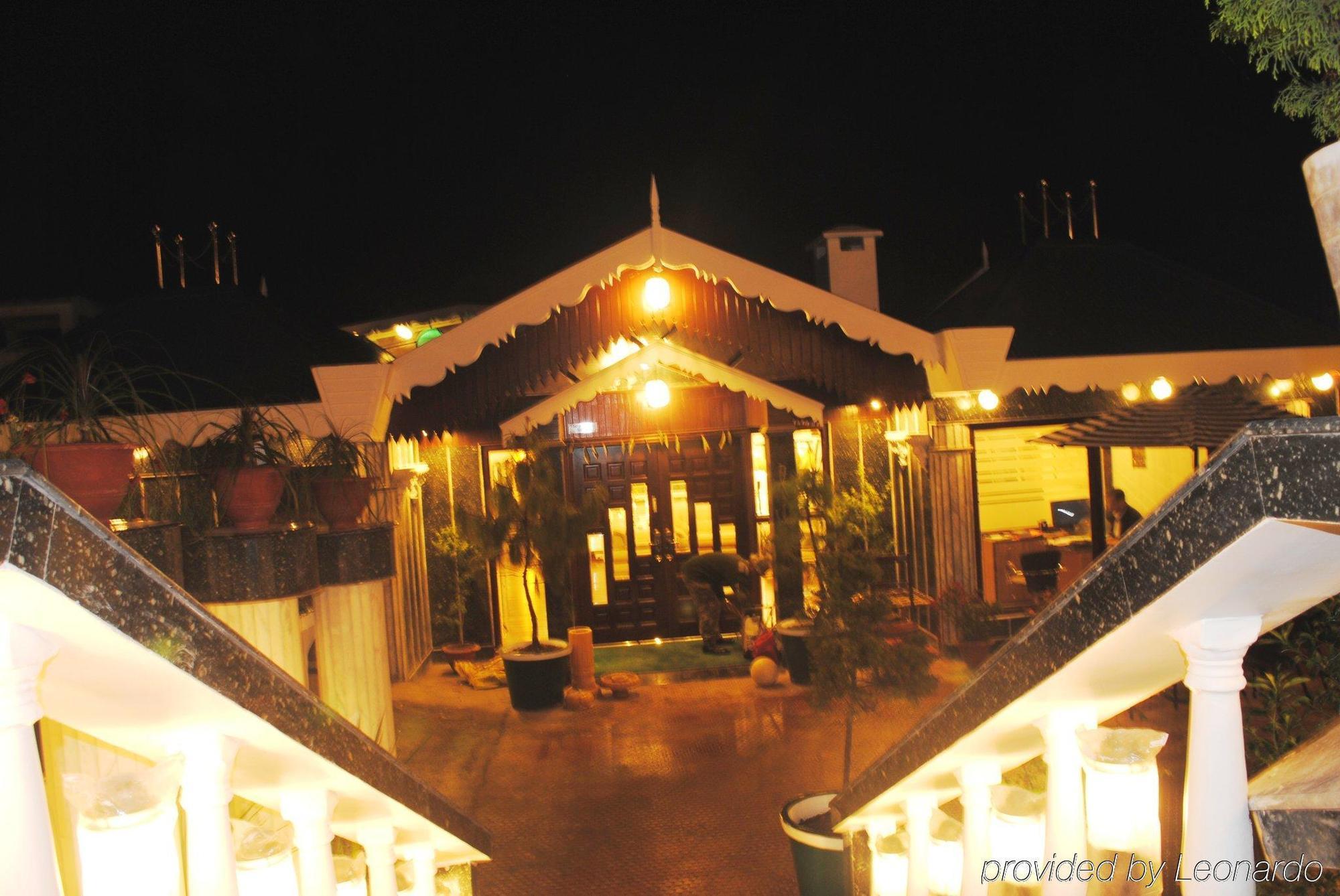 R.J.Resorts Дарджилинг Екстериор снимка
