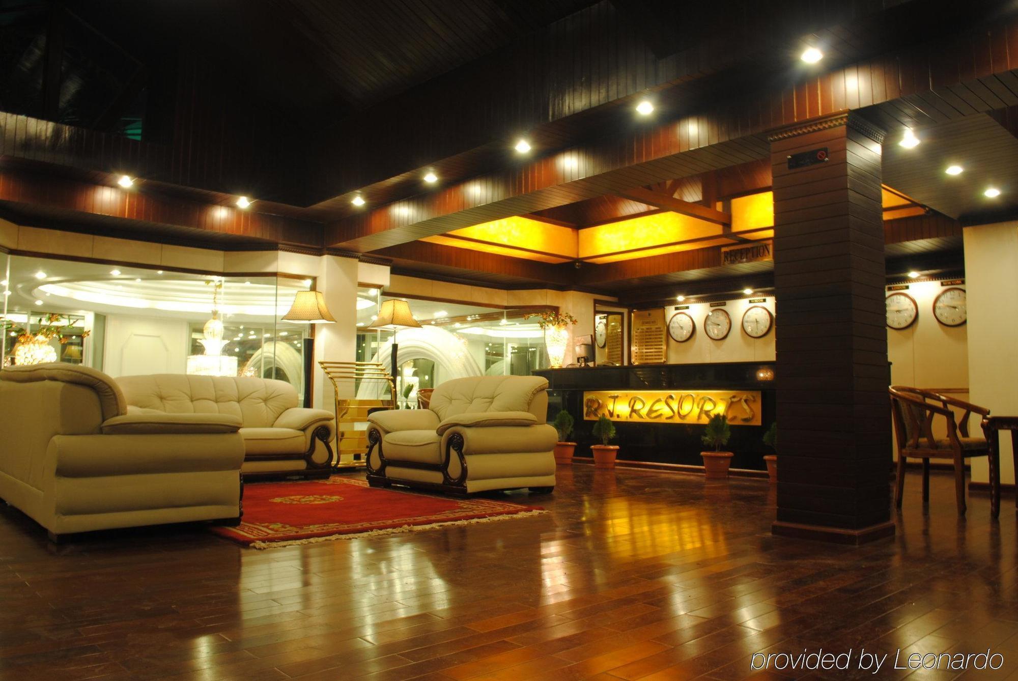 R.J.Resorts Дарджилинг Интериор снимка