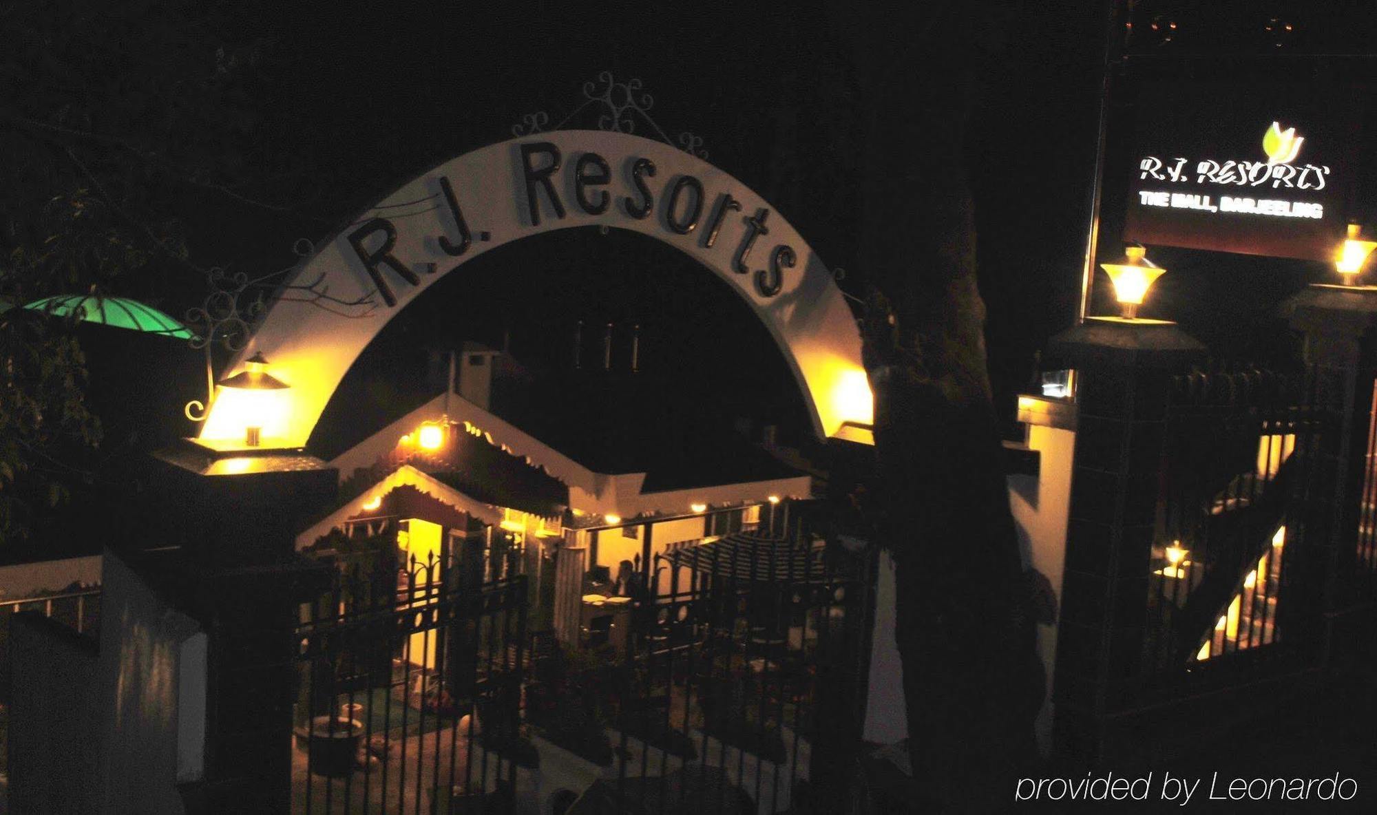 R.J.Resorts Дарджилинг Екстериор снимка